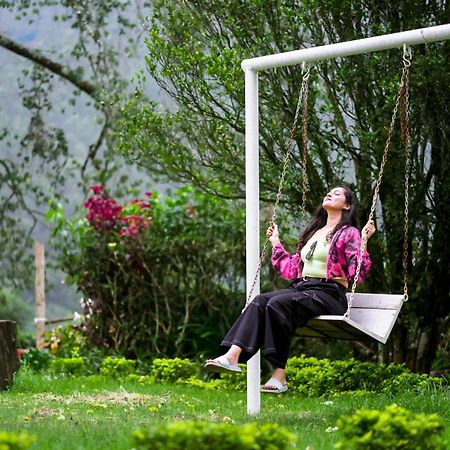 Arivikad Tea Bungalow Munnar By Voye Homes Suryanelli Exterior foto